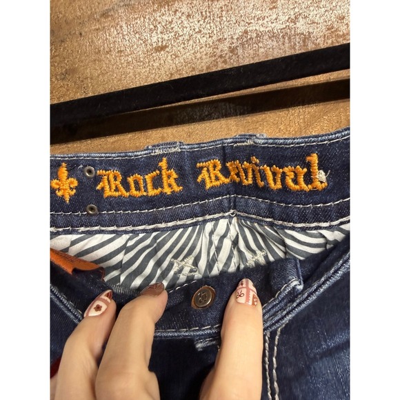 Rock Revival Ruella Easy Capri Jeans Womens Size 31 Embellished Stretch Denim - Picture 2 of 9